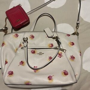 Coach Prairie Satchel-Pop Floral with Coach Pink leather wallet with Chain 💗💗